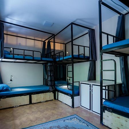 City Garden Hostel นิญบิ่ญ ภายนอก รูปภาพ