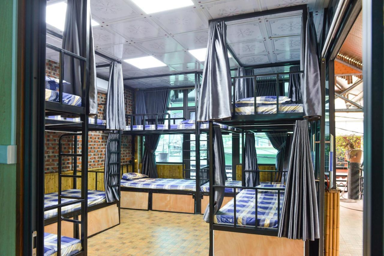 City Garden Hostel นิญบิ่ญ ภายนอก รูปภาพ