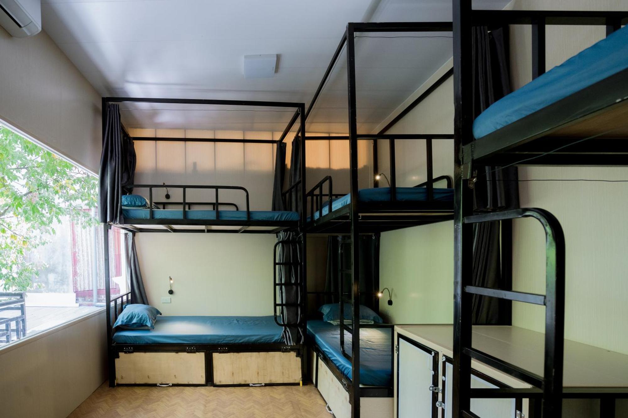 City Garden Hostel นิญบิ่ญ ภายนอก รูปภาพ