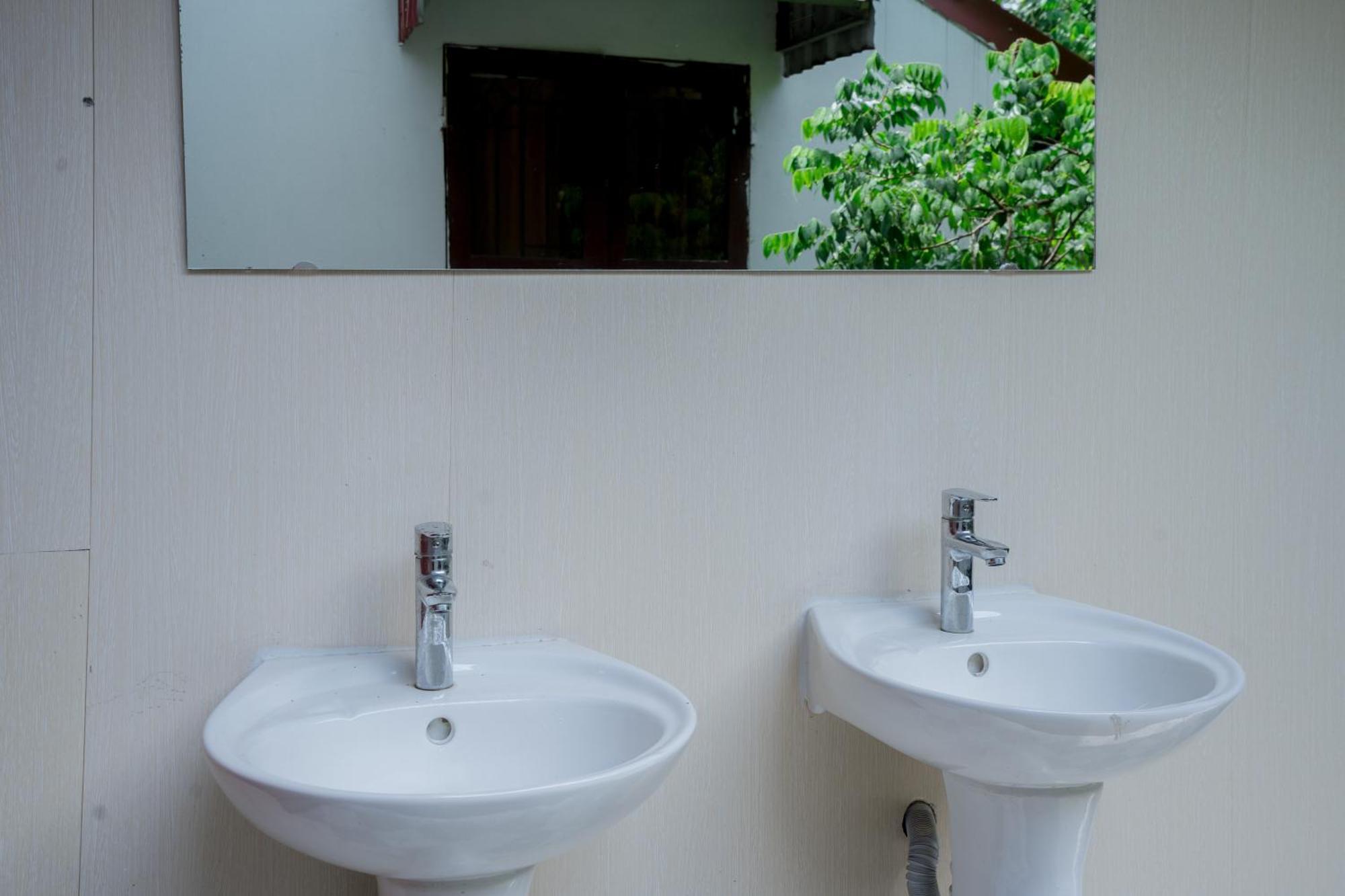 City Garden Hostel นิญบิ่ญ ภายนอก รูปภาพ